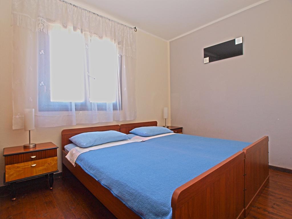 Apartments Antica Pula Exterior photo