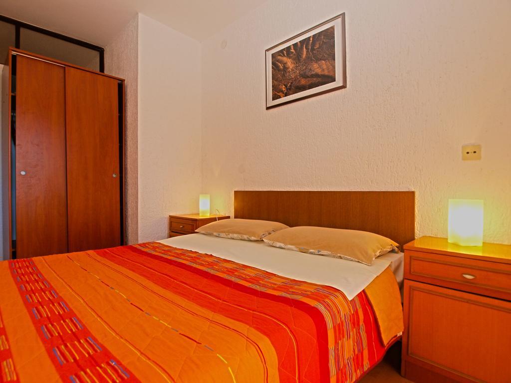 Apartments Antica Pula Exterior photo